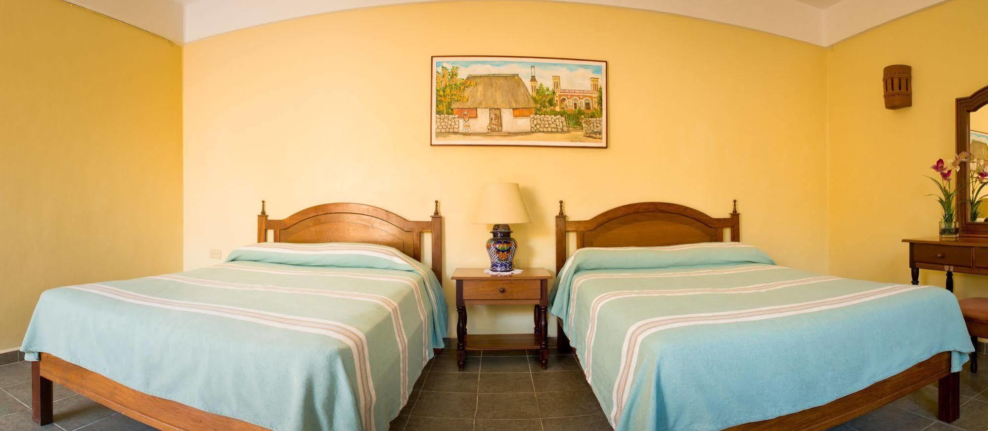 Hotel Real Del Mayab Плая-дель-Кармен Экстерьер фото